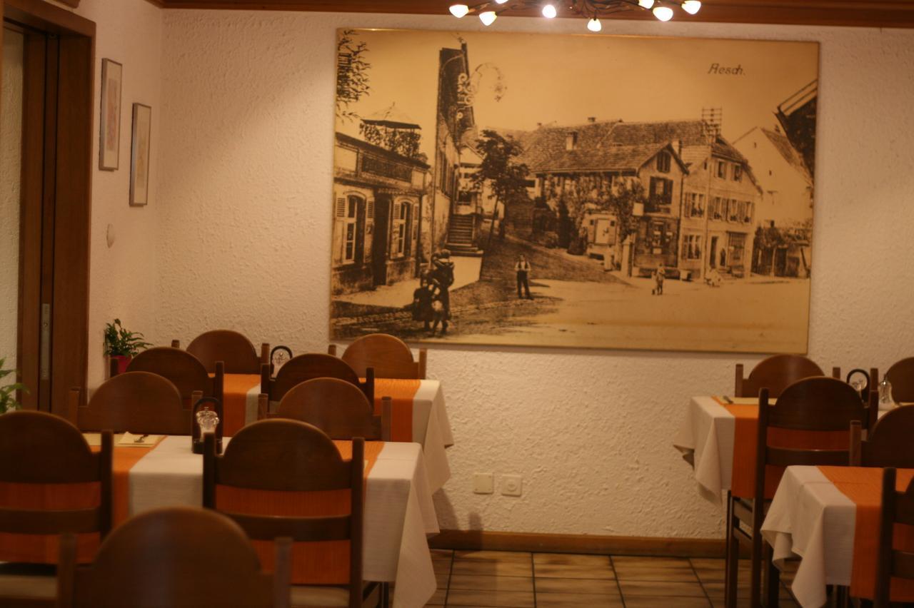 Gasthaus Zur Sonne Aesch  Eksteriør billede